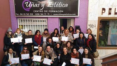 Fotos de las alumnas cursos de extensiones de pestañas 22/01/2017 (mañana)