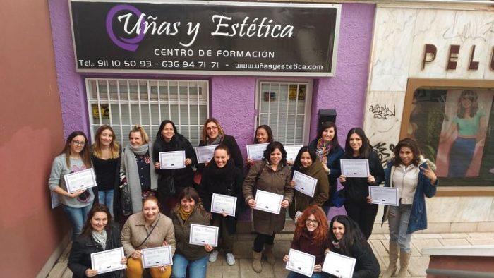 Fotos de las alumnas del curso de esmalte permanente del día 5/3/17