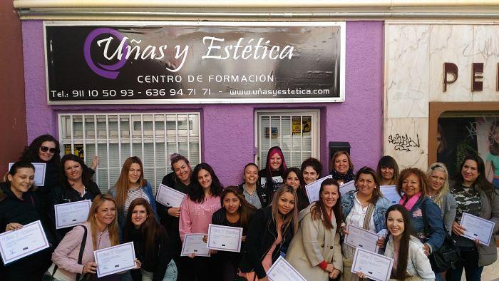 Fotos de las alumnas cursos de extensiones de pestañas 02/04/17