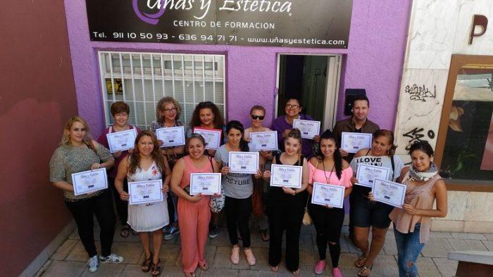 Foto de los alumnos del curso de esmalte permanente del día 02/07/17