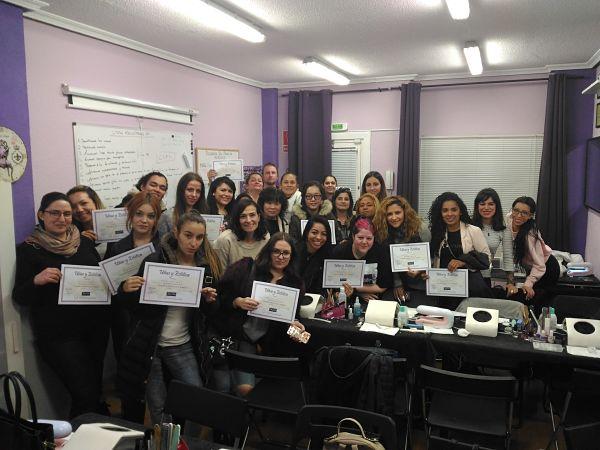 Mis alumnas del curso de gel y acrílico día 26/11/2017