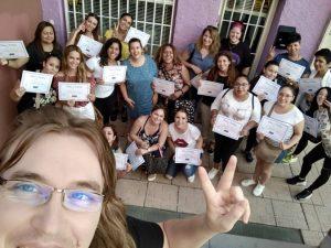 Foto con las alumnas del curso de uñas de gel y acrílico del día 16/09/18