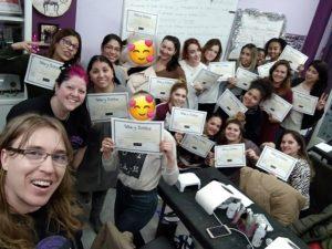 Foto de las alumnas del curso de uñas de gel y acrílico del día 23/12/18