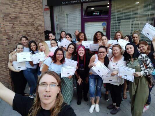 Foto de las alumnas del curso de uñas de gel y acrílico del día 28/07/2019