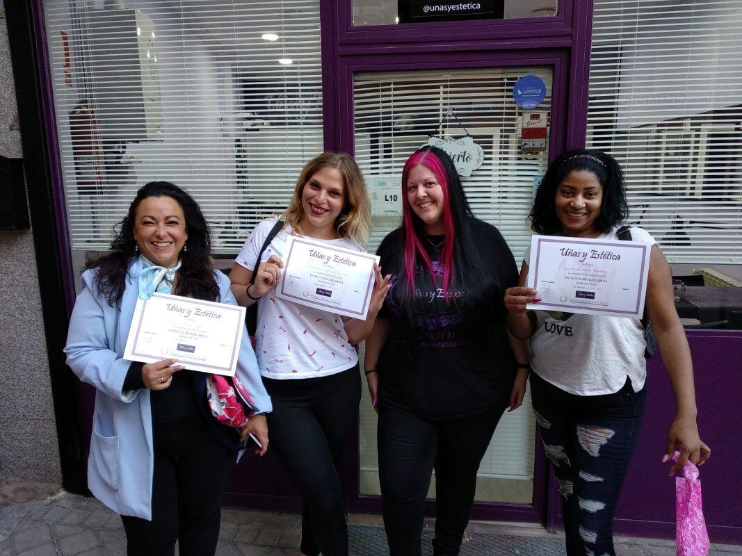 Foto de las alumnas del curso de uñas de BAILARINA en gel y acrílico del día 29/09/2019