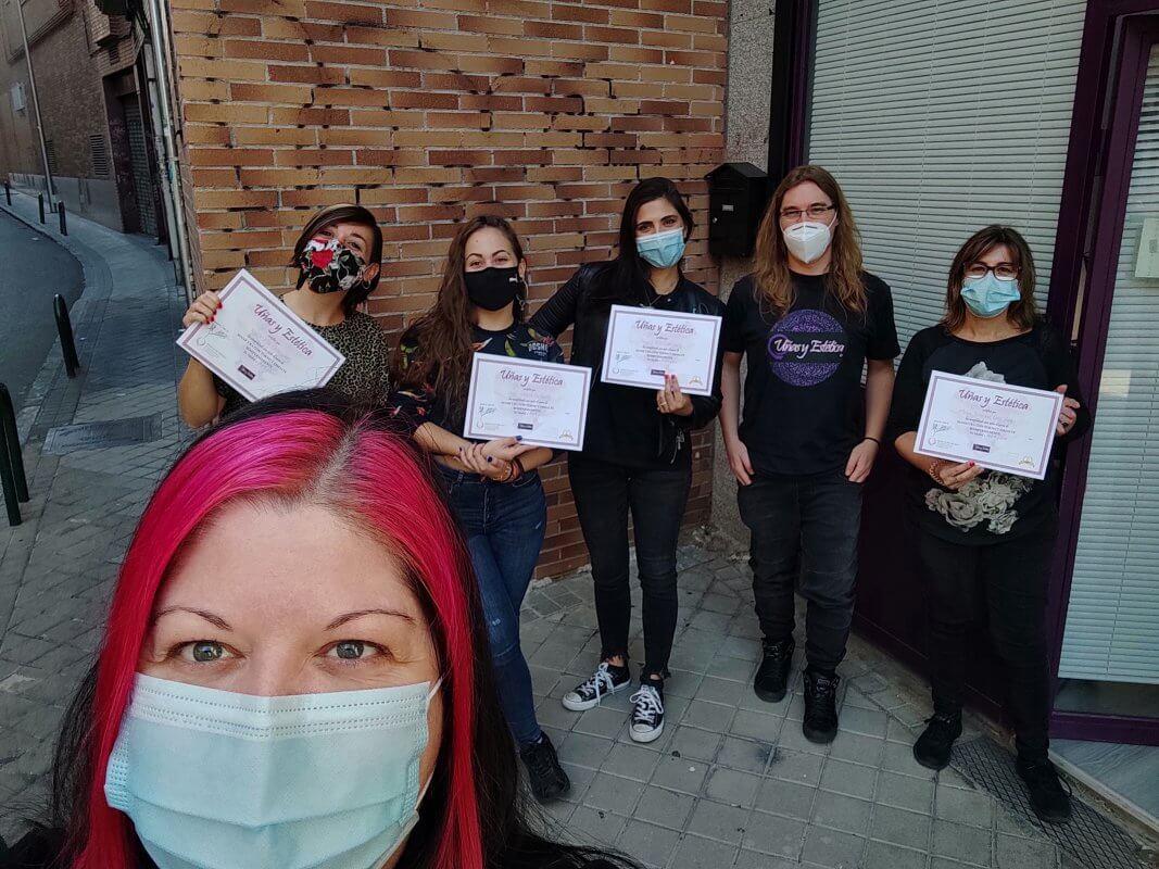 Fotos de las alumnas del curso de manicura con torno y esmalte permanente. 27/9/2020