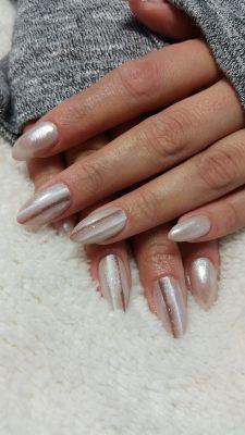 Manicura perlada ideal