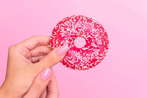 GLAZED DONUT NAILS