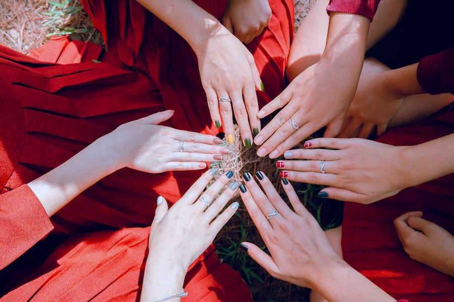 Medidas preventivas en la aplicación de uñas en gel