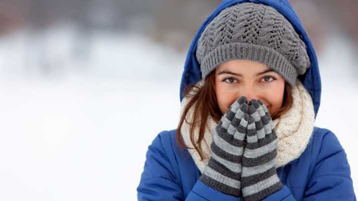 Cómo afecta el invierno a tus uñas esculpidas