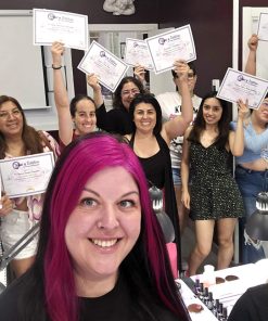 Academia Uñas y Estética cursos de uñas en Madrid